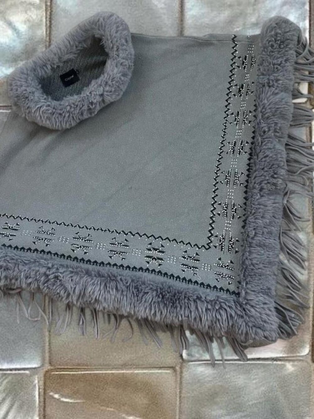 Grey Y2K vintage faux fur bedazzled wool poncho with fringe ⭐️ bohemian dream